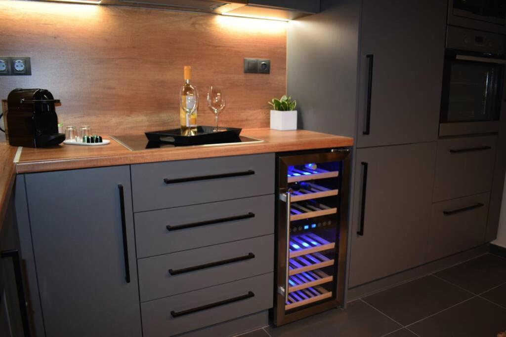 Ockto Luxurious Business Travel Apartment เอเธนส์ ภายนอก รูปภาพ