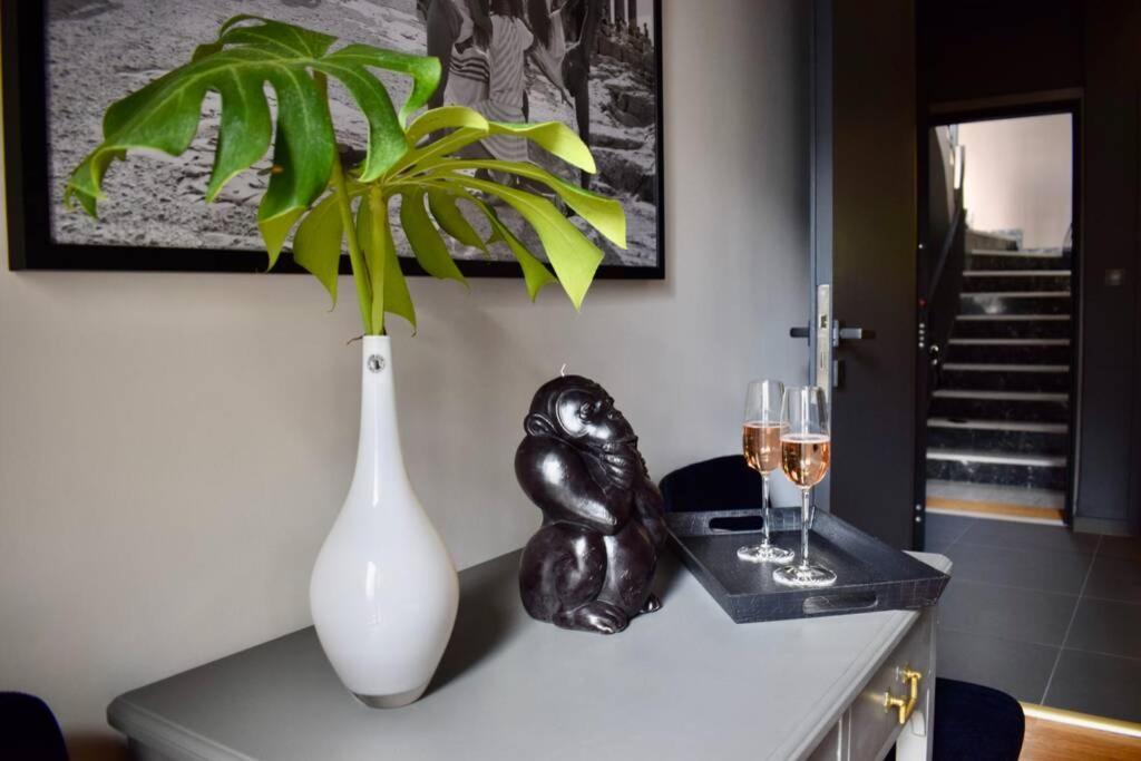 Ockto Luxurious Business Travel Apartment เอเธนส์ ภายนอก รูปภาพ
