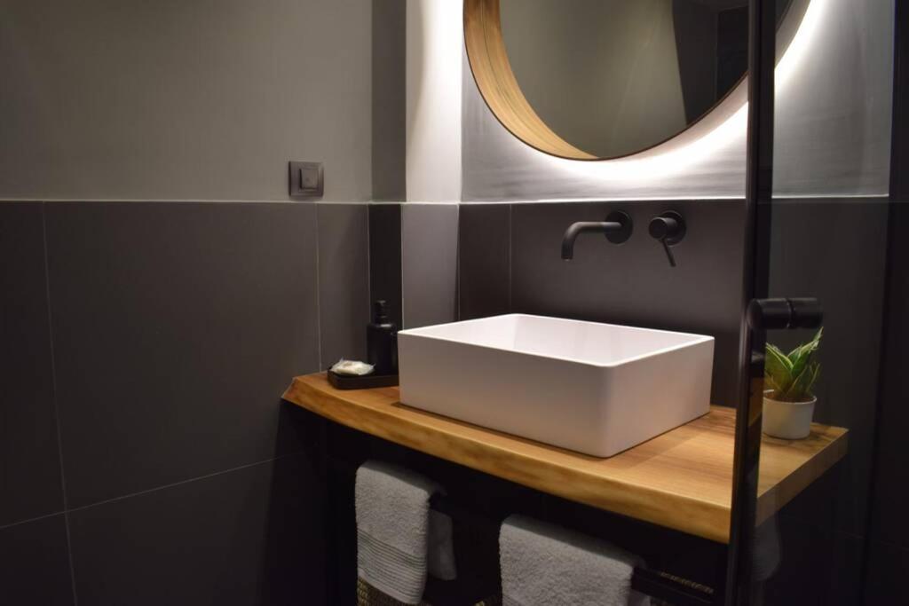 Ockto Luxurious Business Travel Apartment เอเธนส์ ภายนอก รูปภาพ
