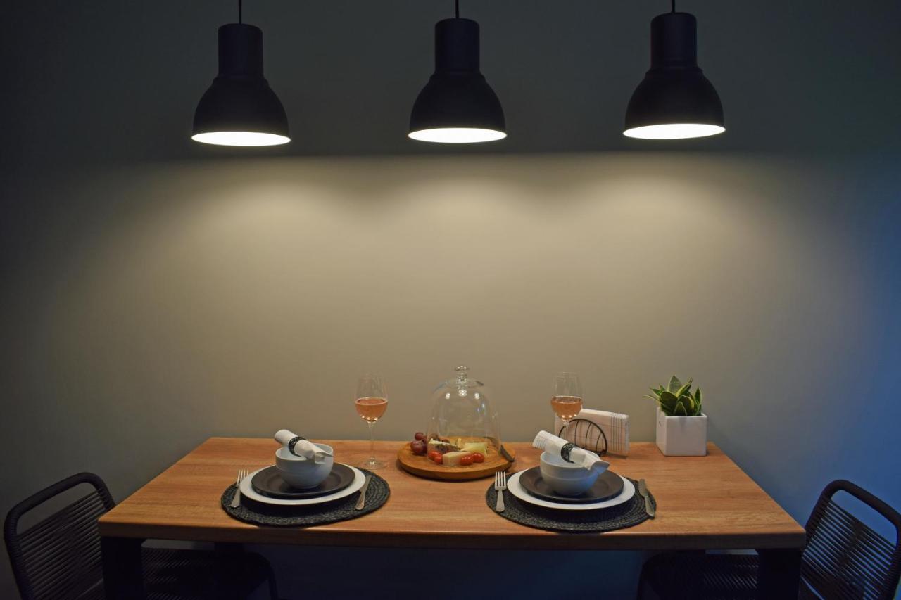 Ockto Luxurious Business Travel Apartment เอเธนส์ ภายนอก รูปภาพ